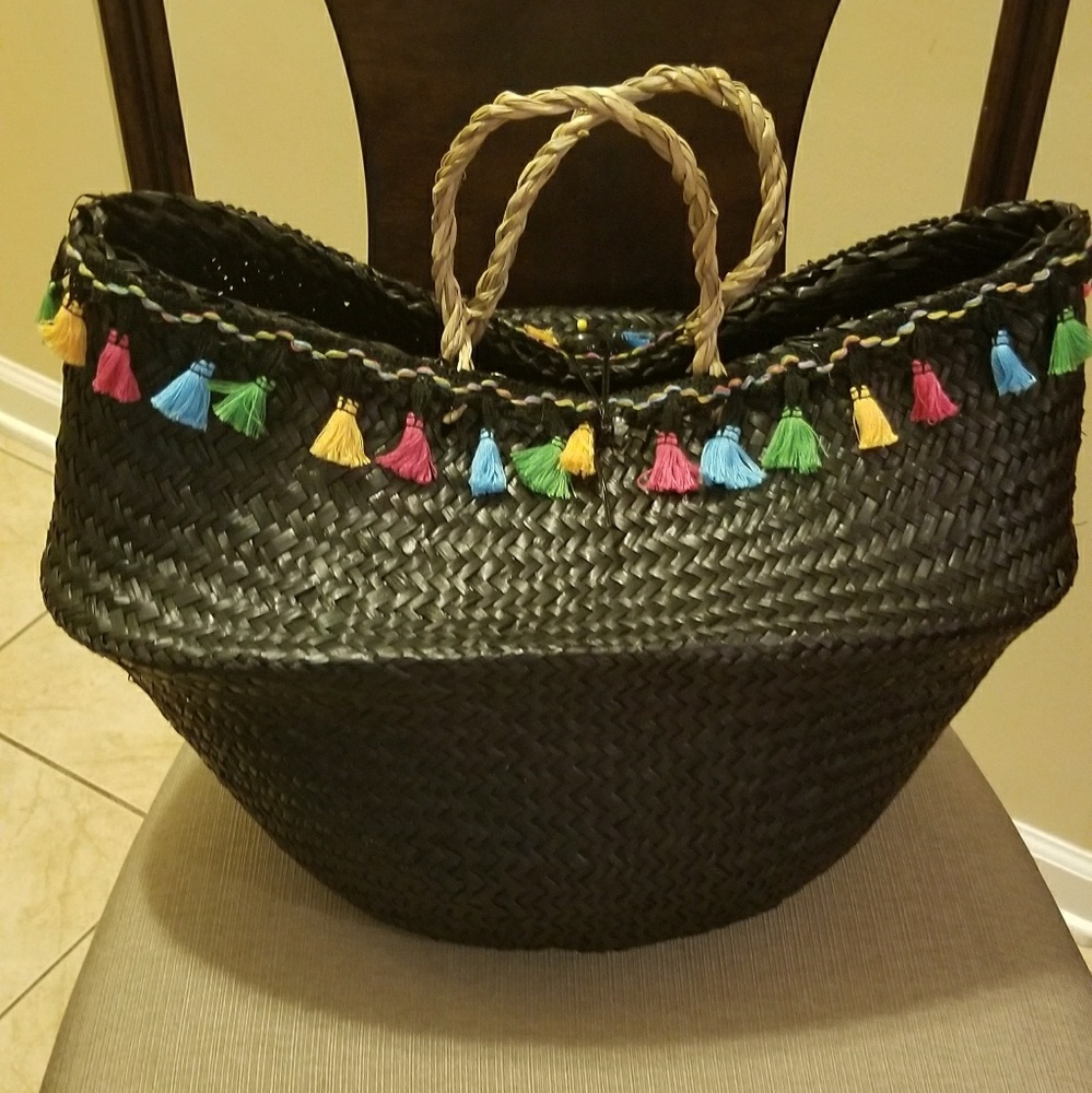 Black straw basket bag